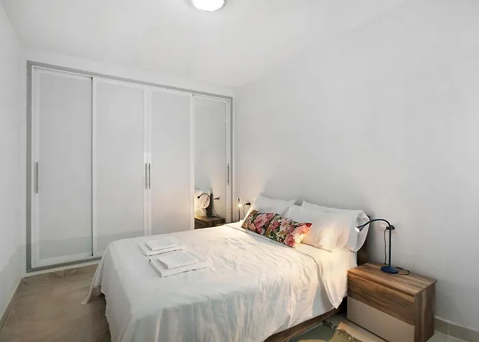 Buganvilla 0-1 坎德拉里亚